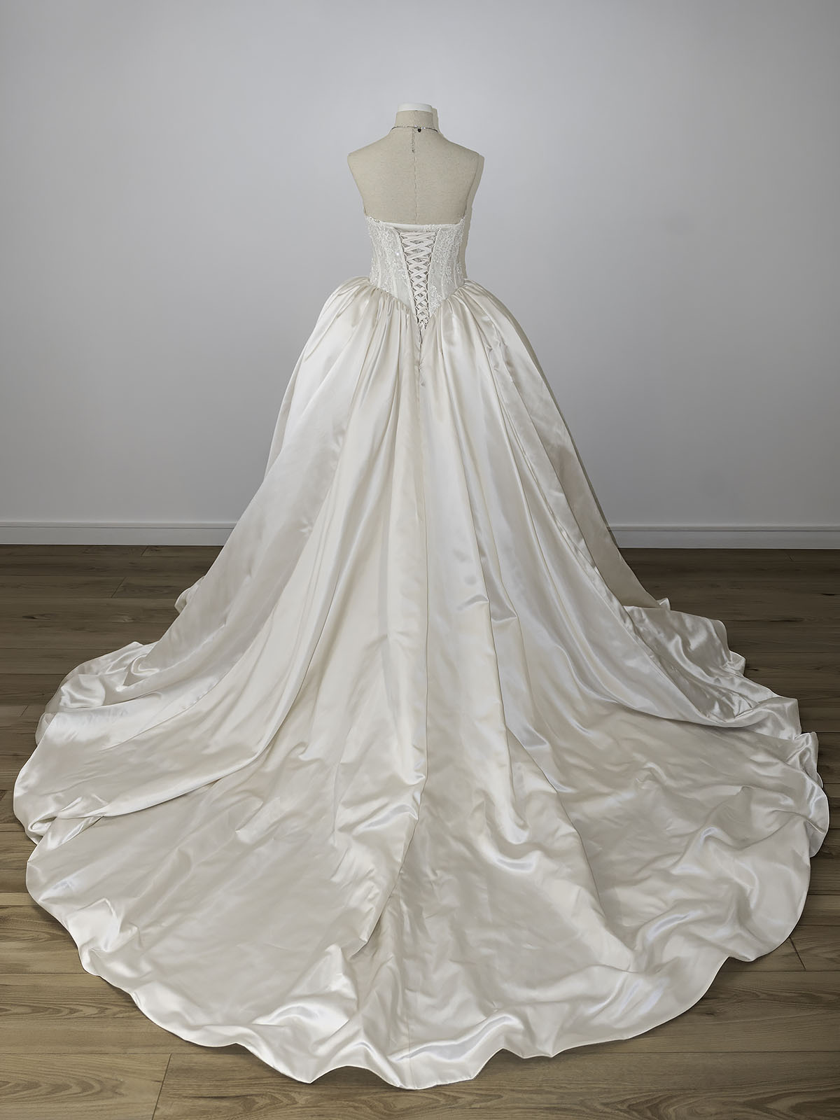 Robe de mariée Héra de dos