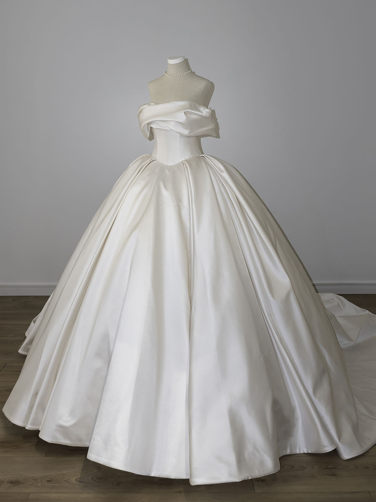 Robe de mariée avec jupon